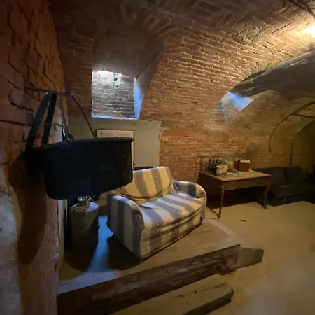 La Cantina Vecchia * Vigliano d'Asti